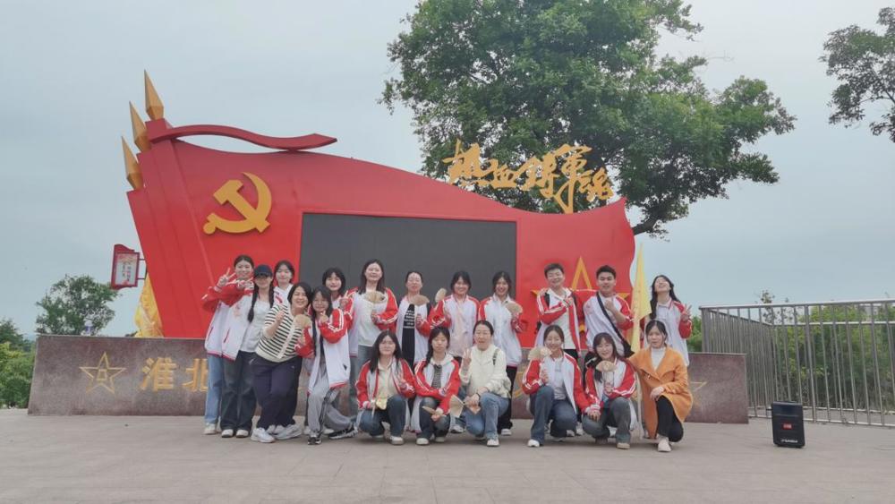 d1a94a7caf104b3382b9d2e377e486e6.jpg