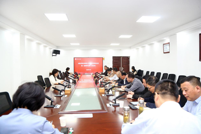 1f76d38532334a58898d43b83f9943e4.jpg 1f76d38532334a58898d43b83f9943e4.jpg