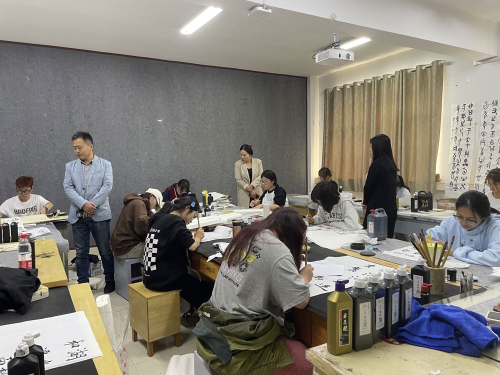 b9e6da93ebad44ef80831203b5a1e096.jpg b9e6da93ebad44ef80831203b5a1e096.jpg