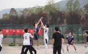 青春“篮”不住 ——文学院举办“迎新杯”篮球比赛